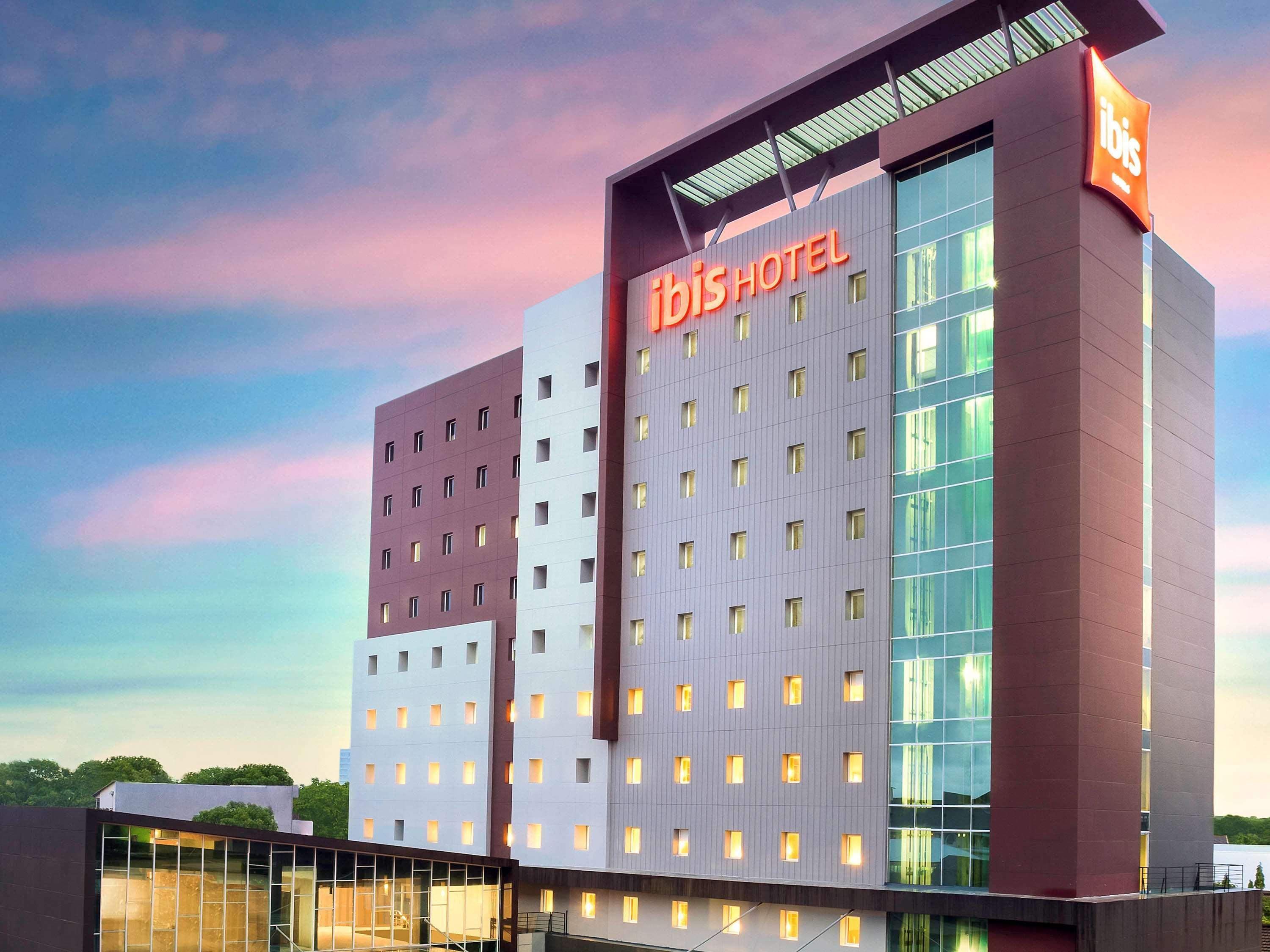 Ibis Makassar City Center Exteriér fotografie