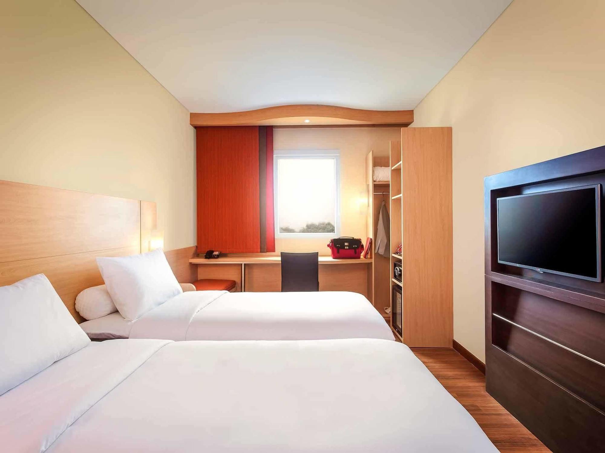 Ibis Makassar City Center Exteriér fotografie